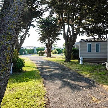 Camping Les Perouses Saint-Clément-des-Baleines Exterior foto