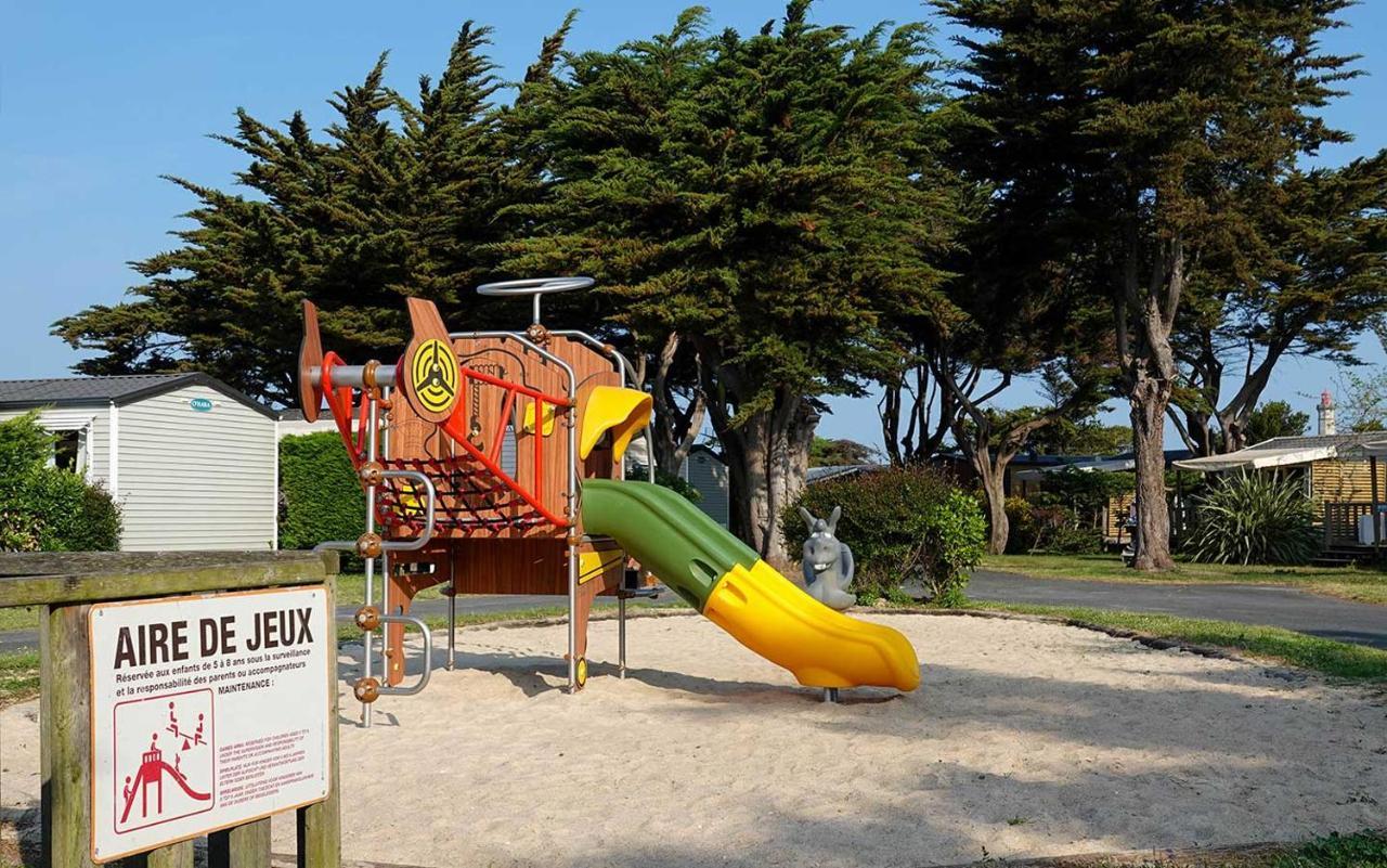 Camping Les Perouses Saint-Clément-des-Baleines Exterior foto