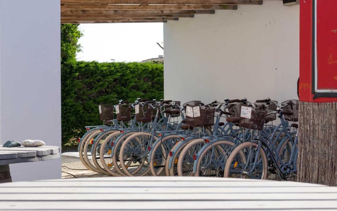 Camping Les Perouses Saint-Clément-des-Baleines Exterior foto