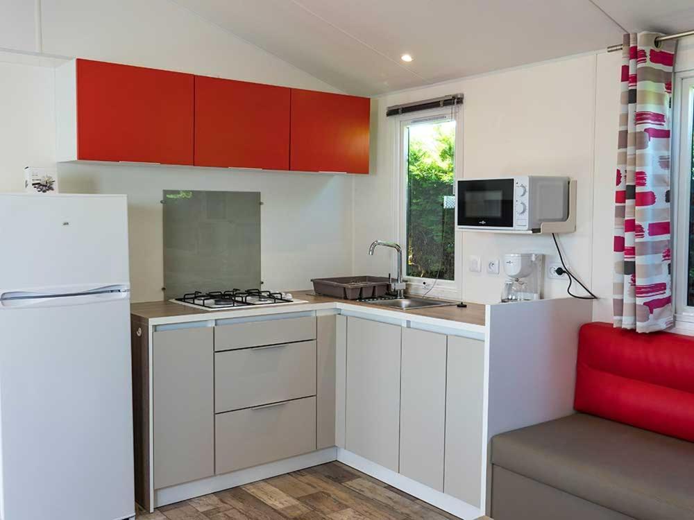 Camping Les Perouses Saint-Clément-des-Baleines Quarto foto